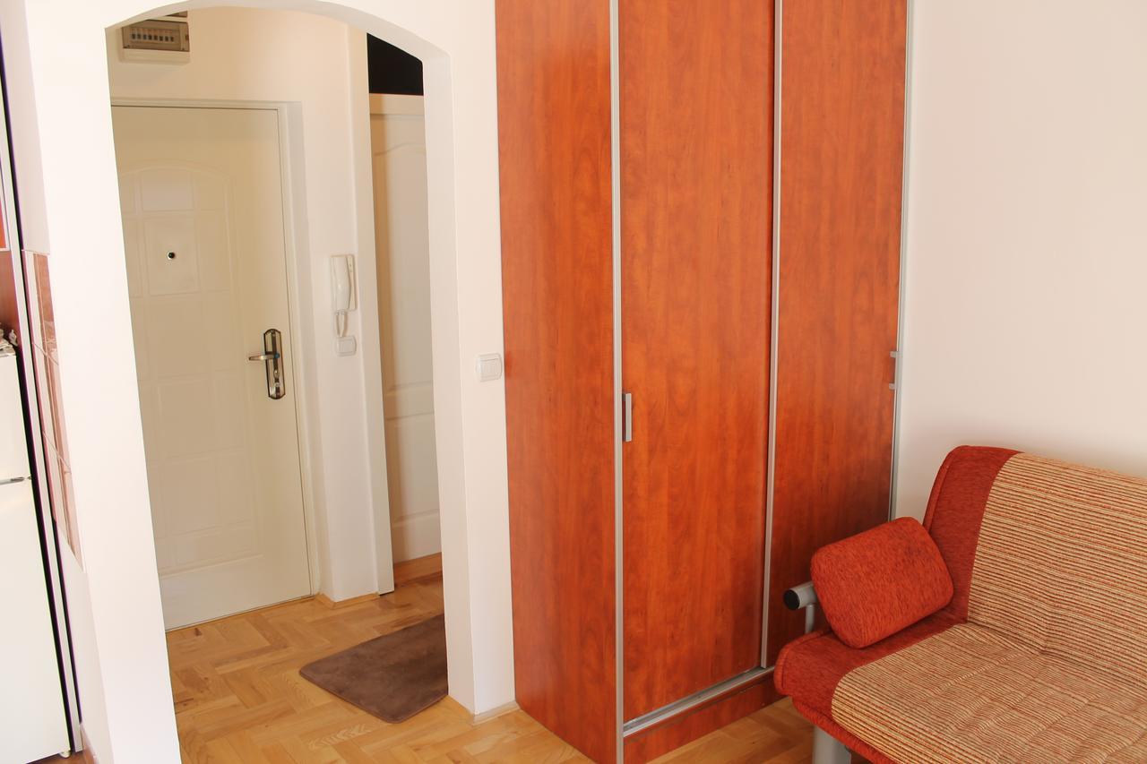 Calm Apartment Belgrado Exterior foto